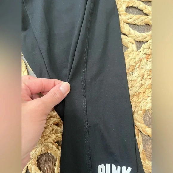 Victoria Secret’s PINK Leggings Size Med Grey Cheetah Print - Picture 3 of 5